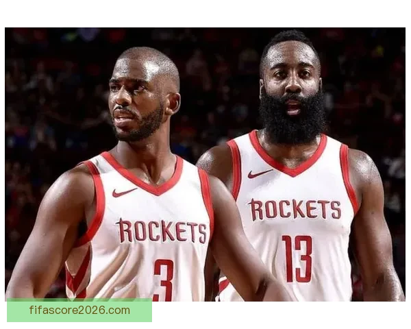 火湖大战暗潮汹涌 湖人积极沟通火箭各自为战引发热议